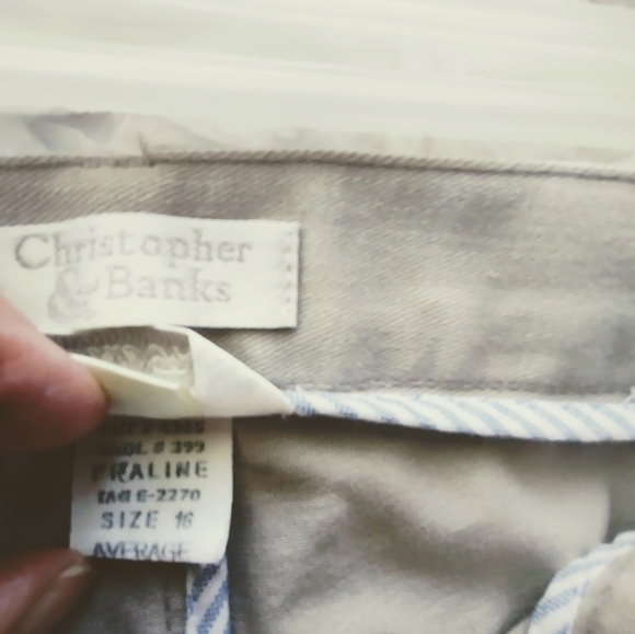 16 AVERAGE WRINKLE FREE BY CHRISTOPHER & BANKS - Picture 7 of 7